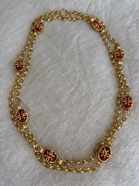 ❤️CHANEL Gold-Tone Multilayered Necklace with Red Glass Medallions✨